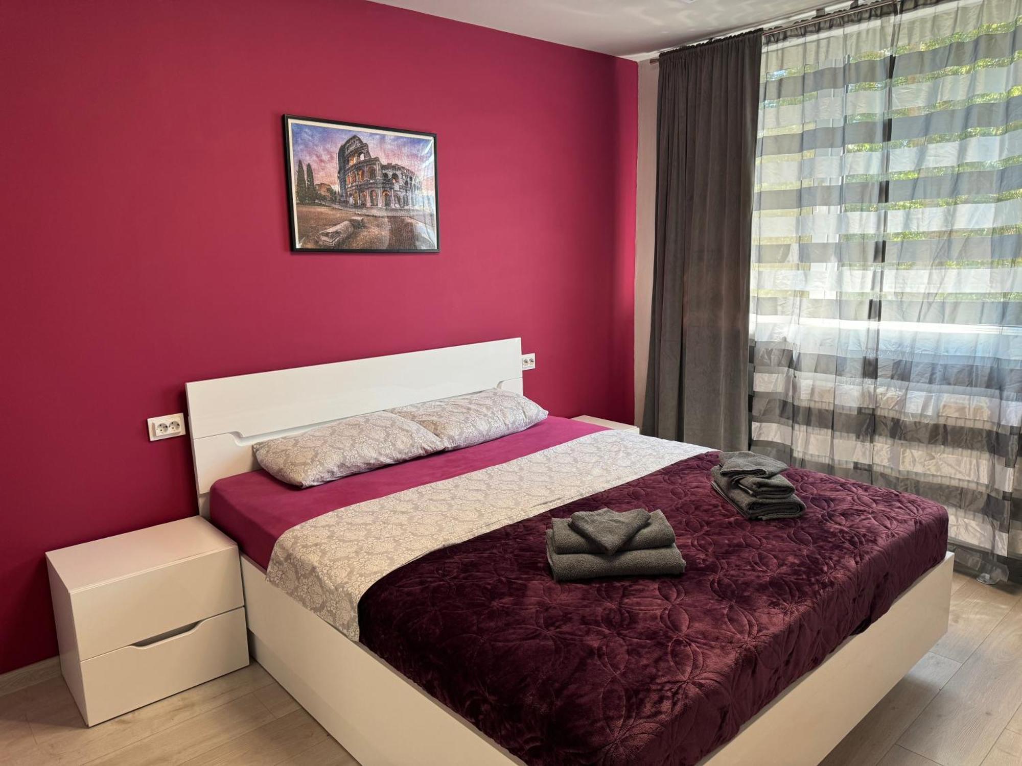 West Park Apartment *